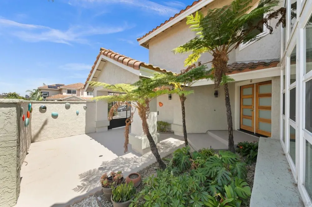 1068 Pacific Hill St Chula Vista, CA 91911