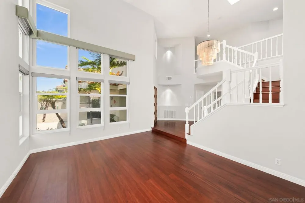 1068 Pacific Hill St Chula Vista, CA 91911