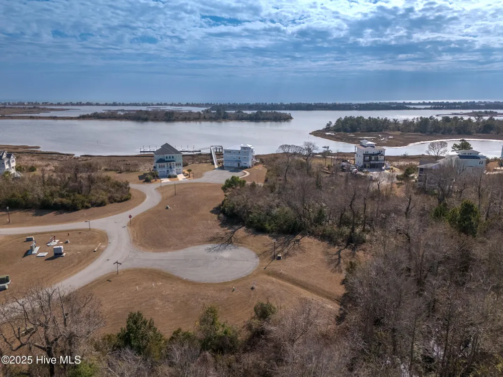 203 Seagrass Court Holly Ridge, NC 28445