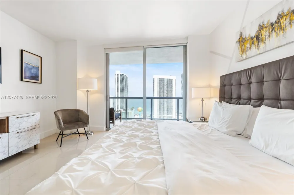 2600 E Hallandale Beach Blvd #T2802 Hallandale Beach, FL 33009