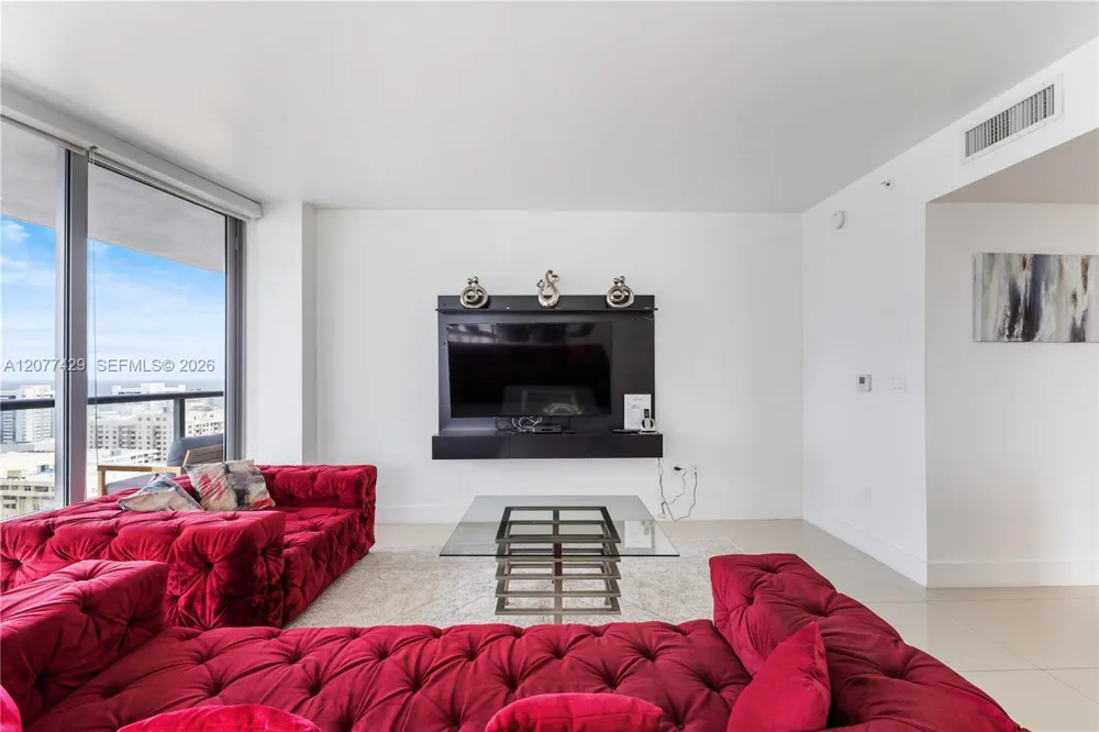 2600 E Hallandale Beach Blvd #T2802 Hallandale Beach, FL 33009