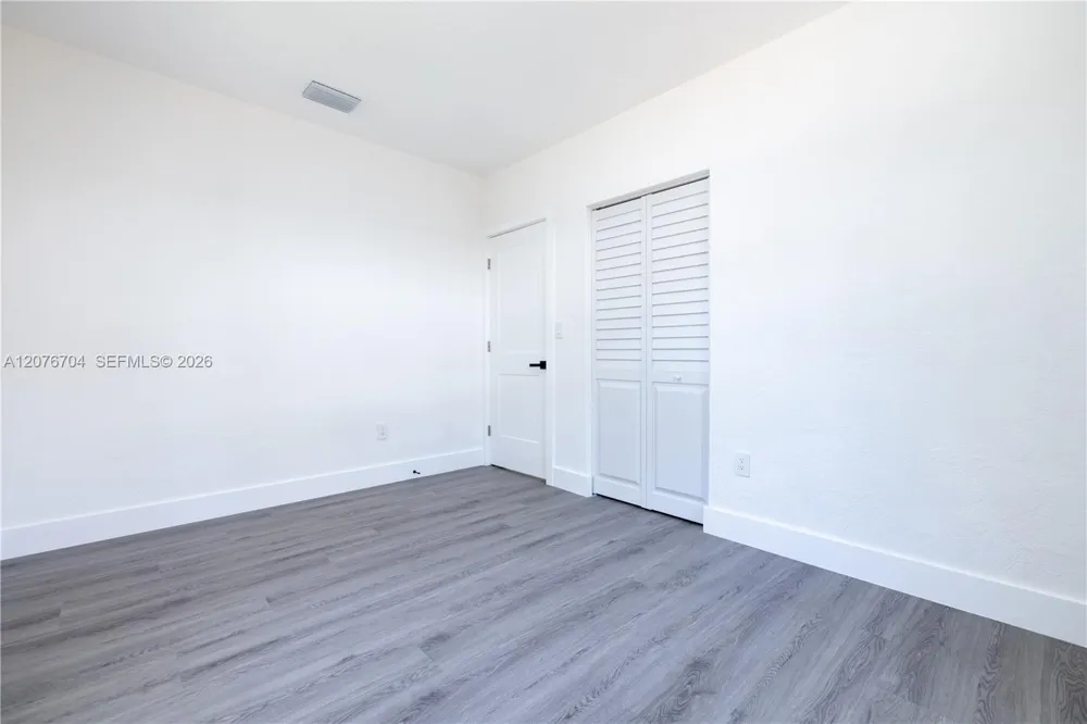 1029 NW 42nd St Miami, FL 33127