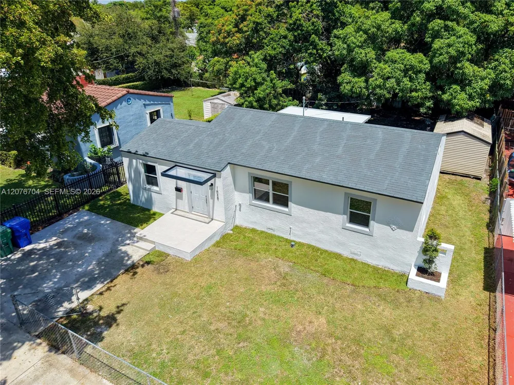 1029 NW 42nd St Miami, FL 33127
