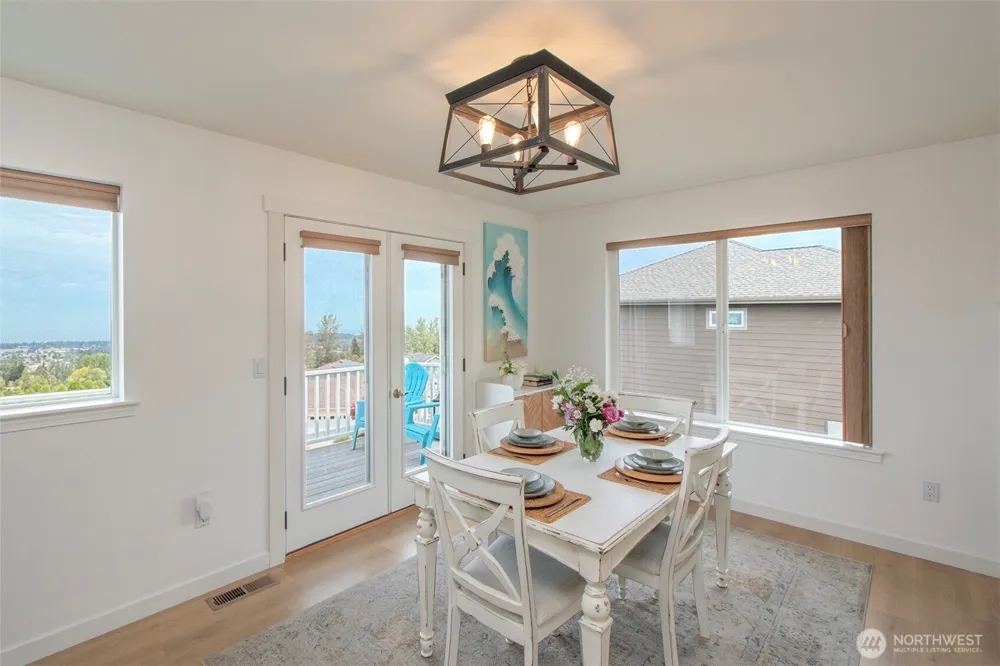 61 Jade Circle Sequim, WA 98382