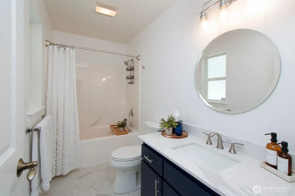 61 Jade Circle Sequim, WA 98382
