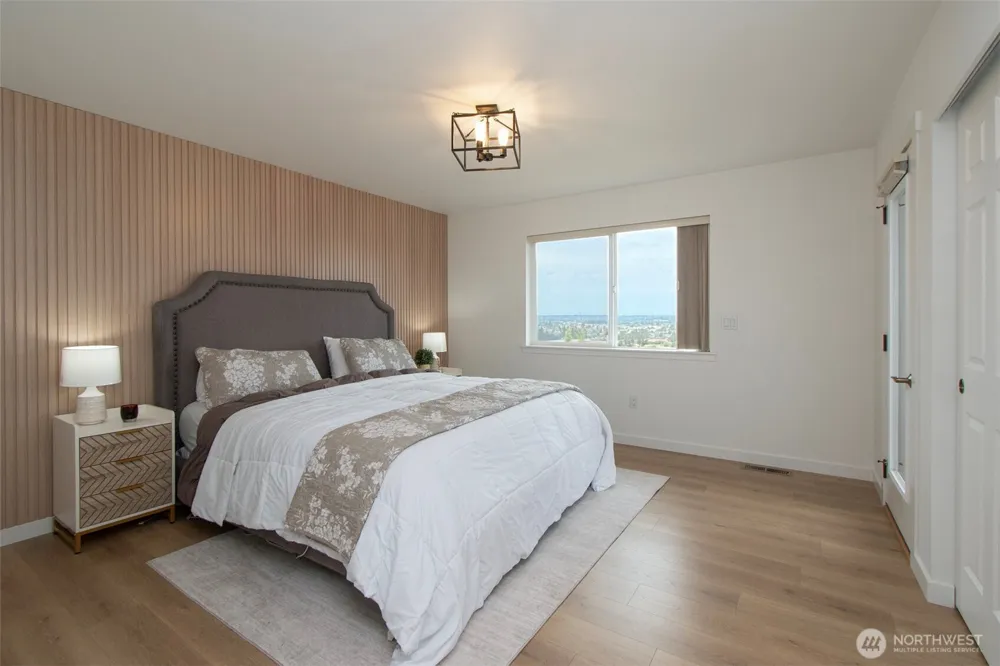 61 Jade Circle Sequim, WA 98382