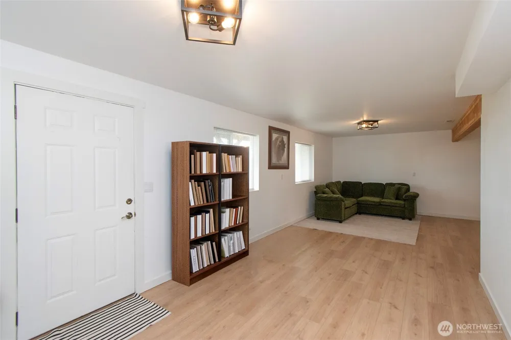 61 Jade Circle Sequim, WA 98382