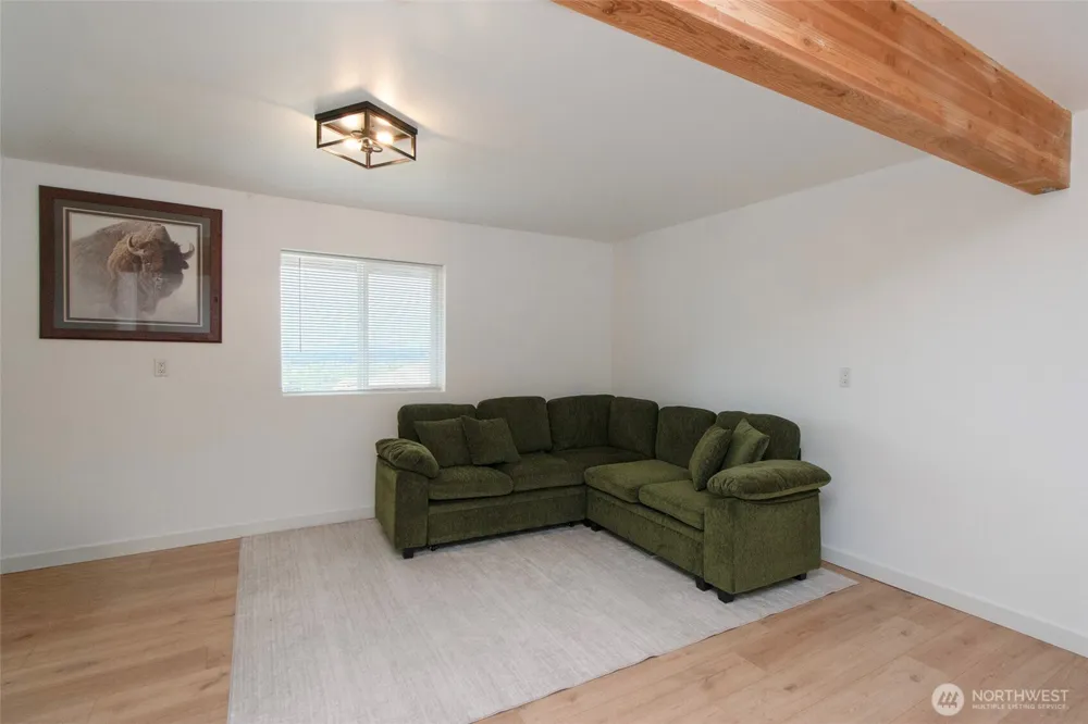 61 Jade Circle Sequim, WA 98382