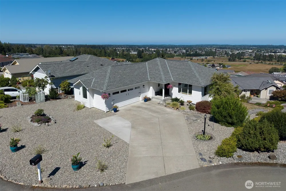 61 Jade Circle Sequim, WA 98382