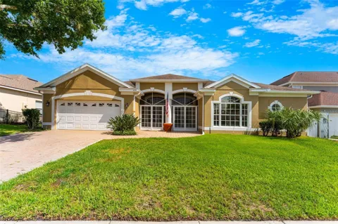 426 PALM CREST LANE