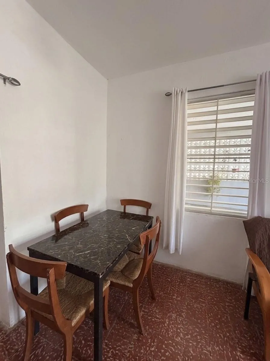 11 CALLE 11 #69 LOTE 363, COM. VICTOR ROJAS Arecibo, PR 00612