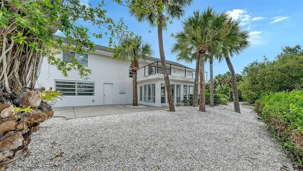 7665 SANDERLING ROAD Sarasota, FL 34242