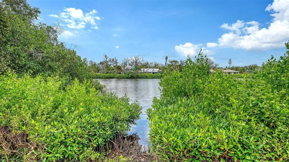 7665 SANDERLING ROAD Sarasota, FL 34242