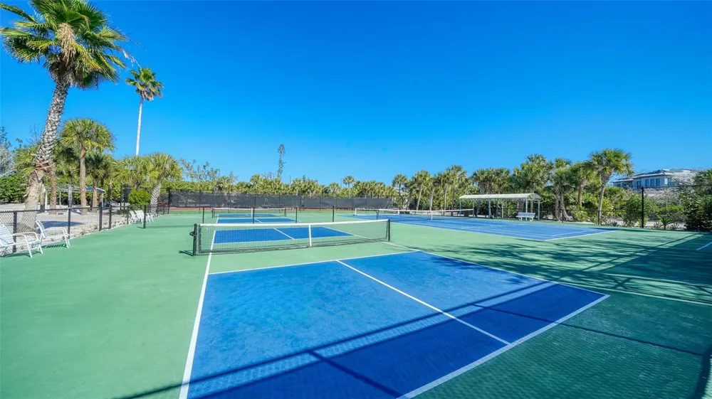 7665 SANDERLING ROAD Sarasota, FL 34242