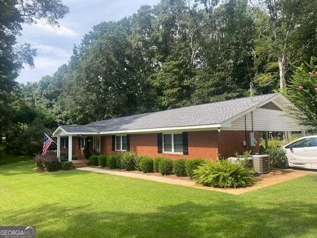 1809 Morgan Cantey DR Lanett, AL 36863