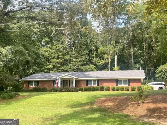 1809 Morgan Cantey DR Lanett, AL 36863