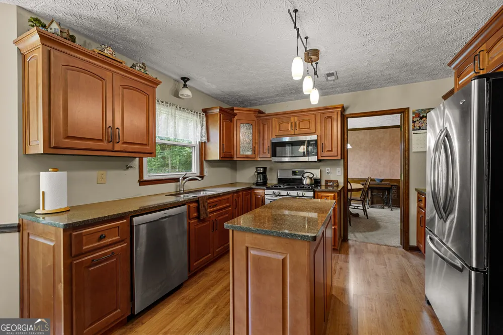 165 Woodsong DR Fayetteville, GA 30214