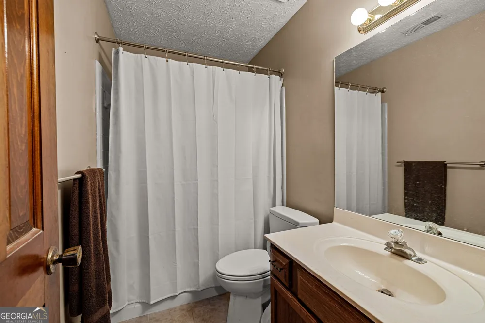 165 Woodsong DR Fayetteville, GA 30214