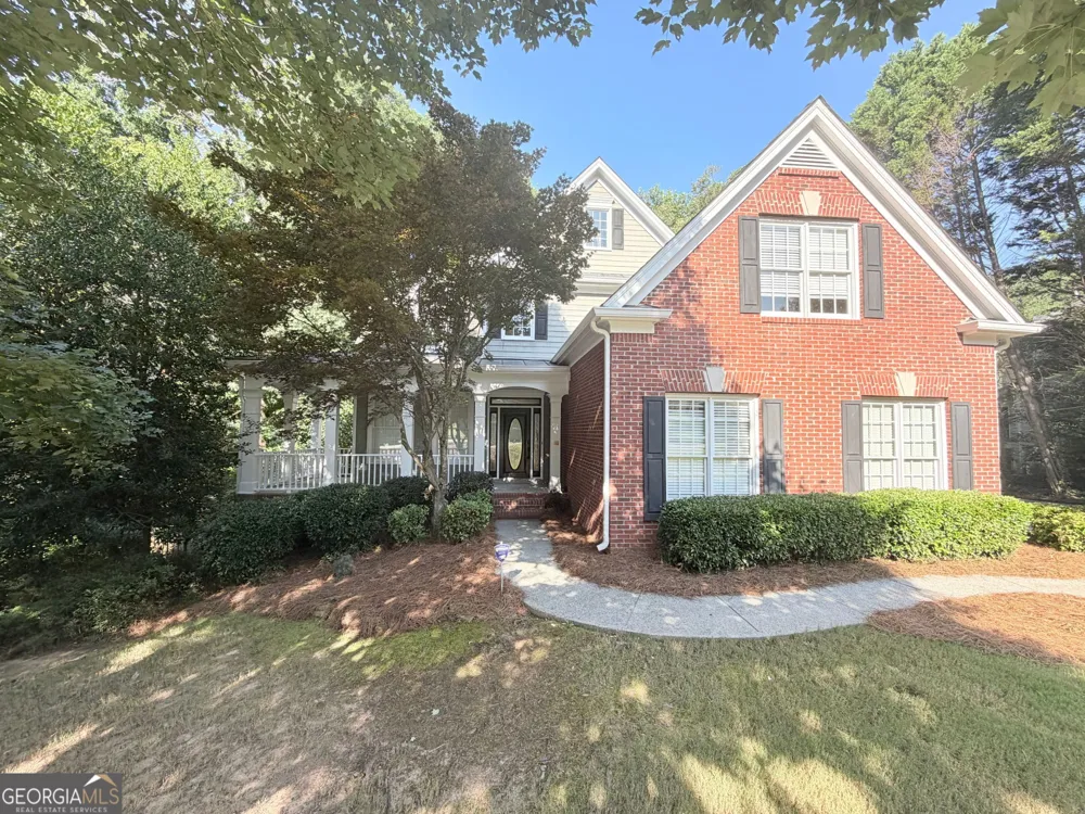 1872 Bakers Mill RD Dacula, GA 30019
