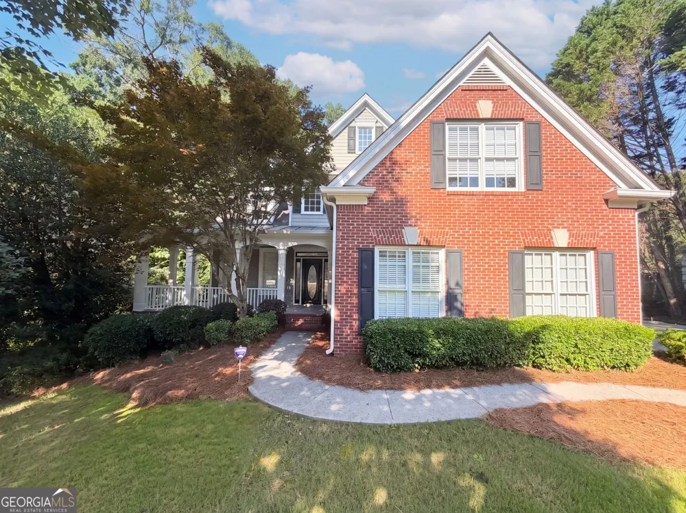 1872 Bakers Mill RD Dacula, GA 30019