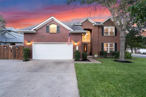1215 Thistle Trail