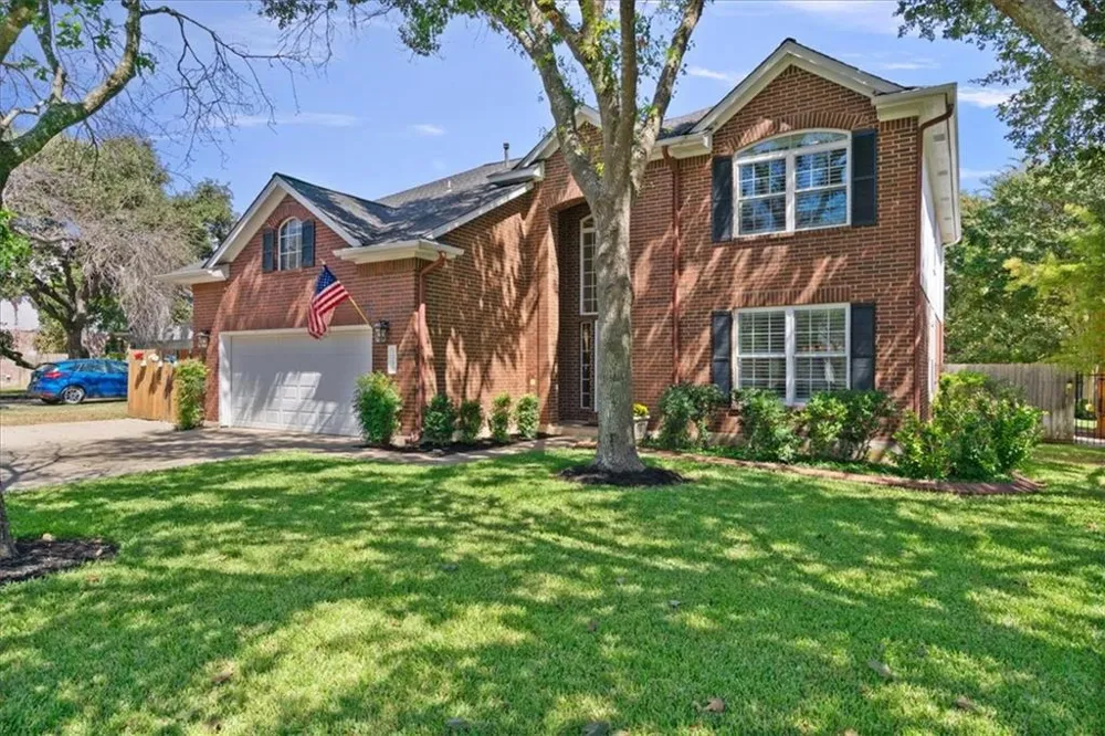 1215 Thistle Trail Cedar Park, TX 78613