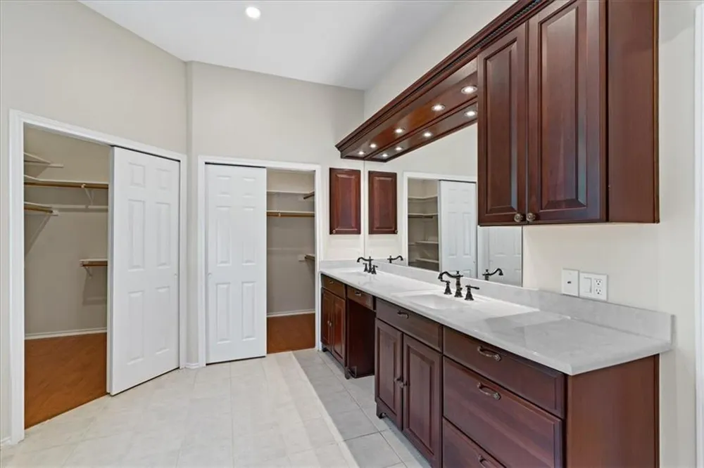 1215 Thistle Trail Cedar Park, TX 78613