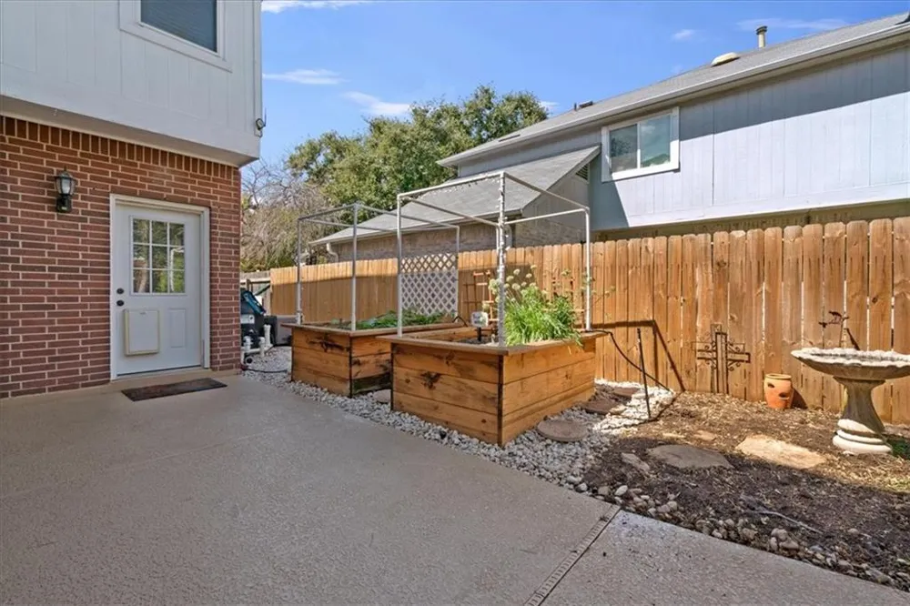 1215 Thistle Trail Cedar Park, TX 78613