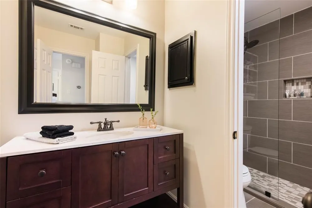 1215 Thistle Trail Cedar Park, TX 78613