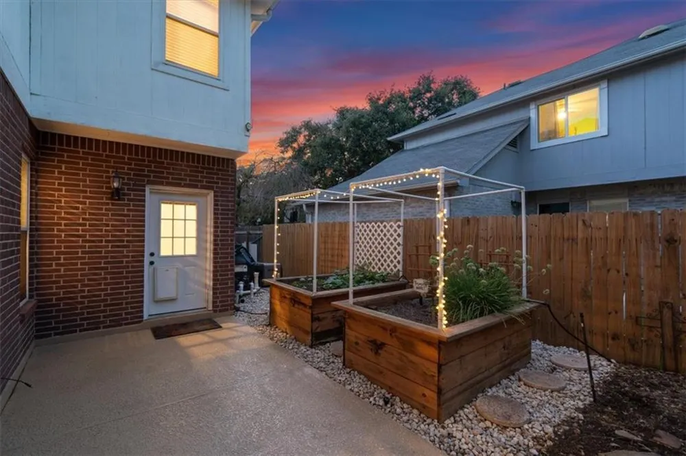 1215 Thistle Trail Cedar Park, TX 78613