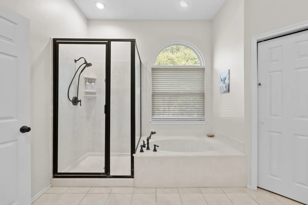 1215 Thistle Trail Cedar Park, TX 78613