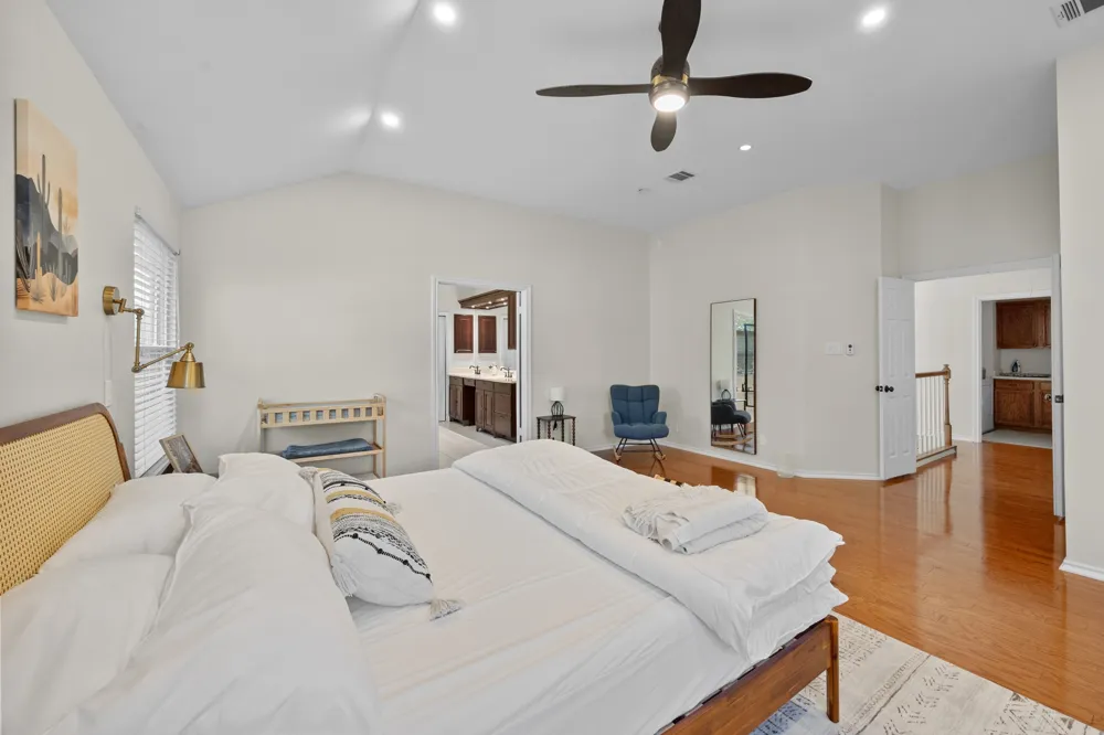 1215 Thistle Trail Cedar Park, TX 78613