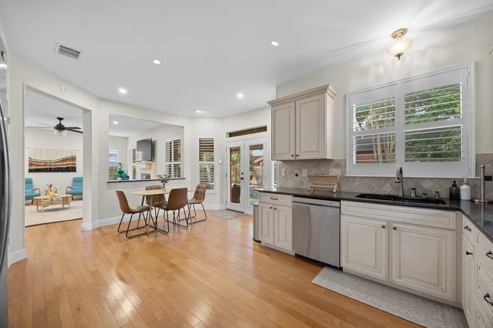 1215 Thistle Trail Cedar Park, TX 78613