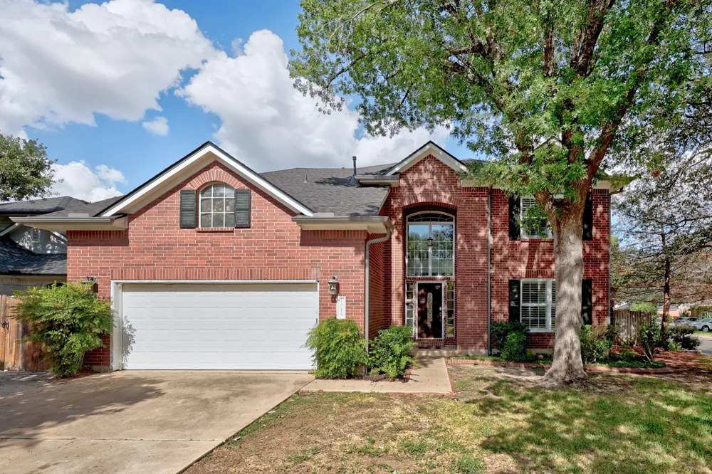 1215 Thistle Trail Cedar Park, TX 78613