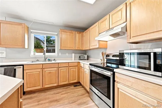 19803 E Stanford Drive Centennial, CO 80015