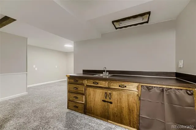 7136 W Portland Avenue Littleton, CO 80128
