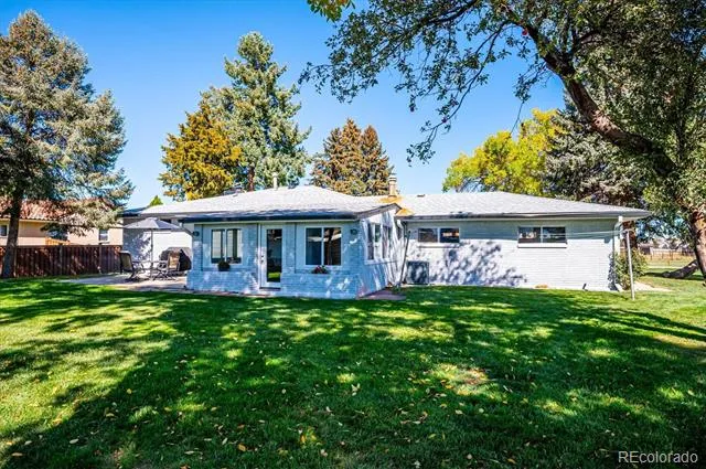 8690 W Jefferson Avenue Lakewood, CO 80235