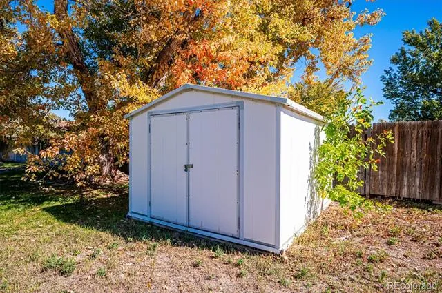 8690 W Jefferson Avenue Lakewood, CO 80235