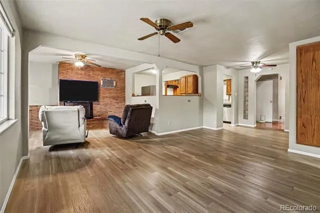 1748 Nome Street Aurora, CO 80010