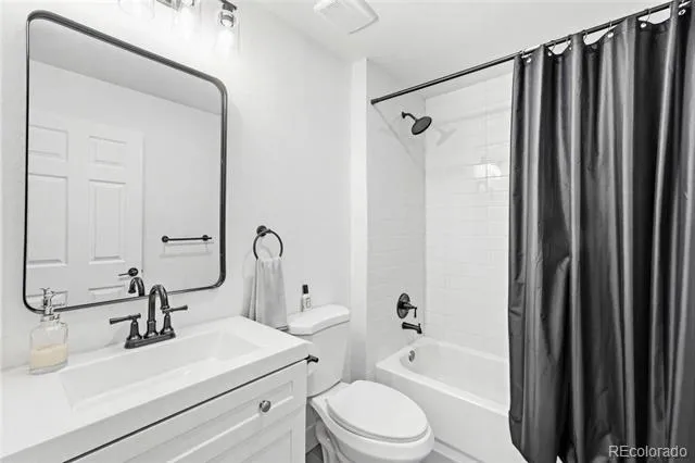 4151 E 115th Place Denver, CO 80233