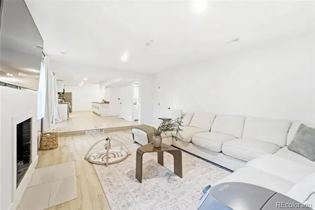 4151 E 115th Place Denver, CO 80233