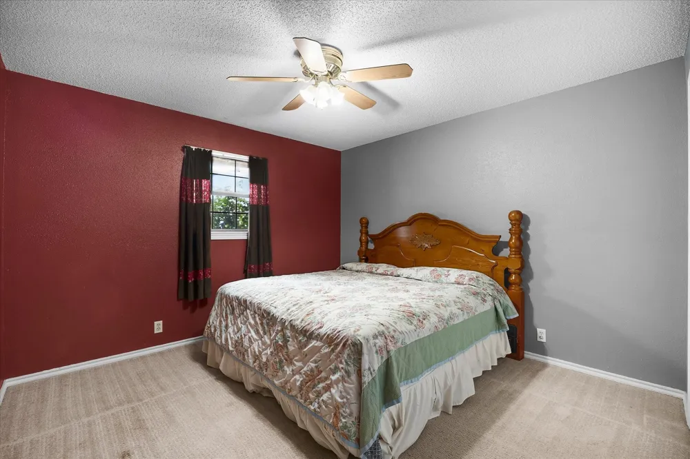 6006 County Road 4604 Commerce, TX 75428