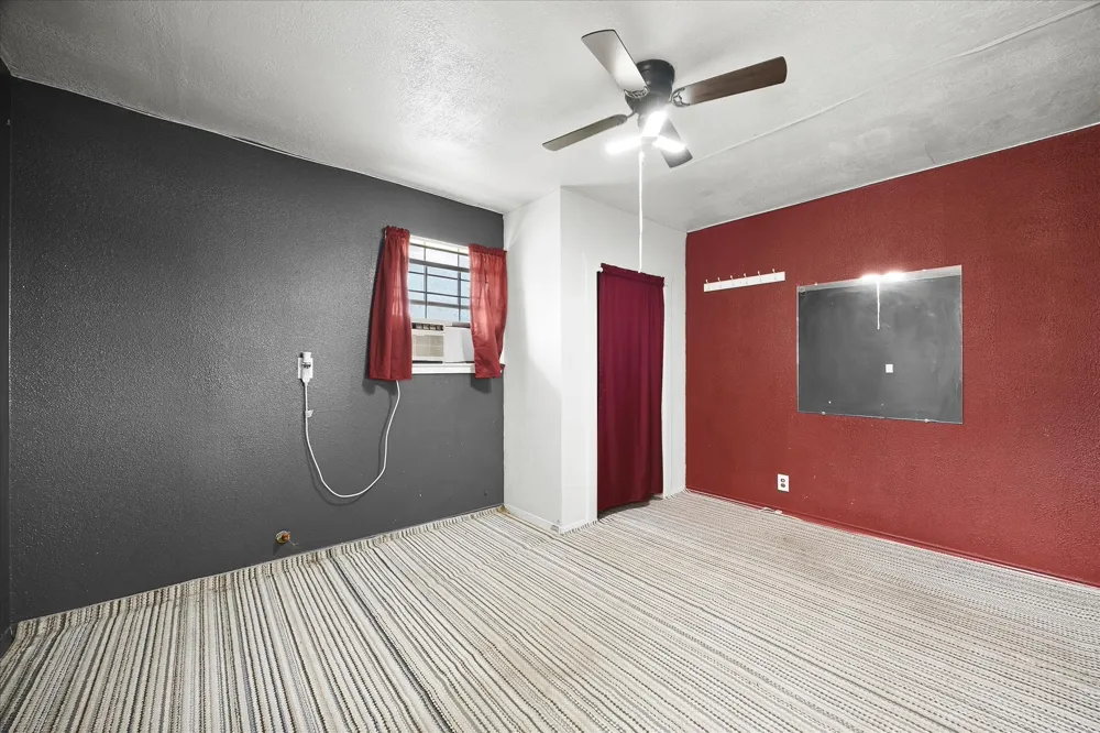 6006 County Road 4604 Commerce, TX 75428