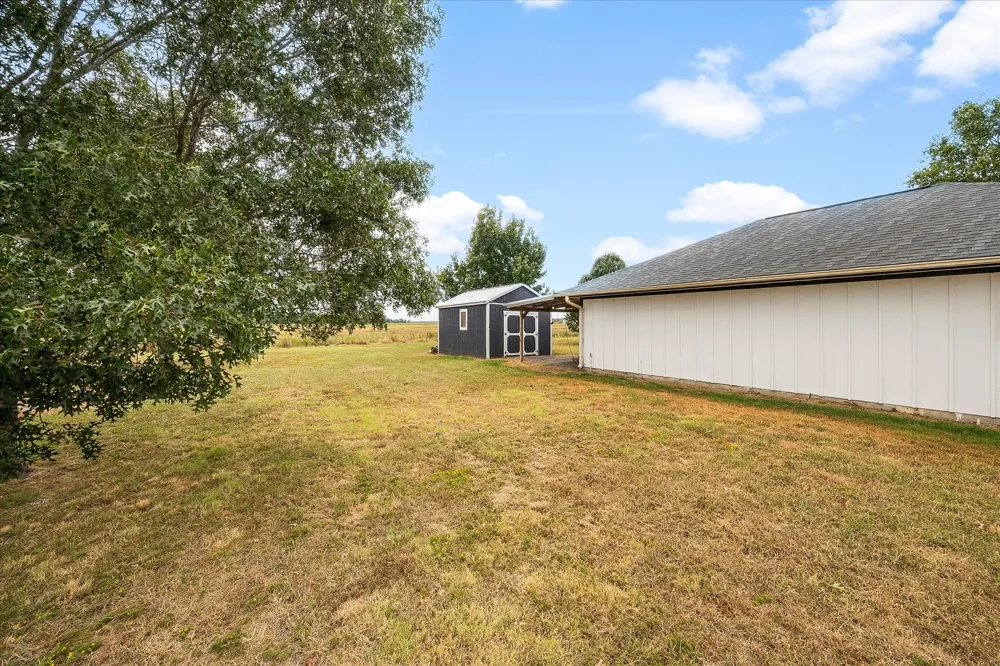 6006 County Road 4604 Commerce, TX 75428