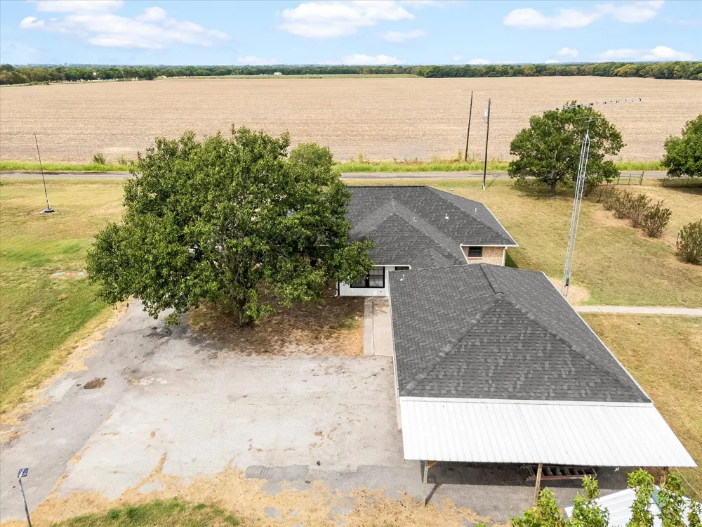 6006 County Road 4604 Commerce, TX 75428