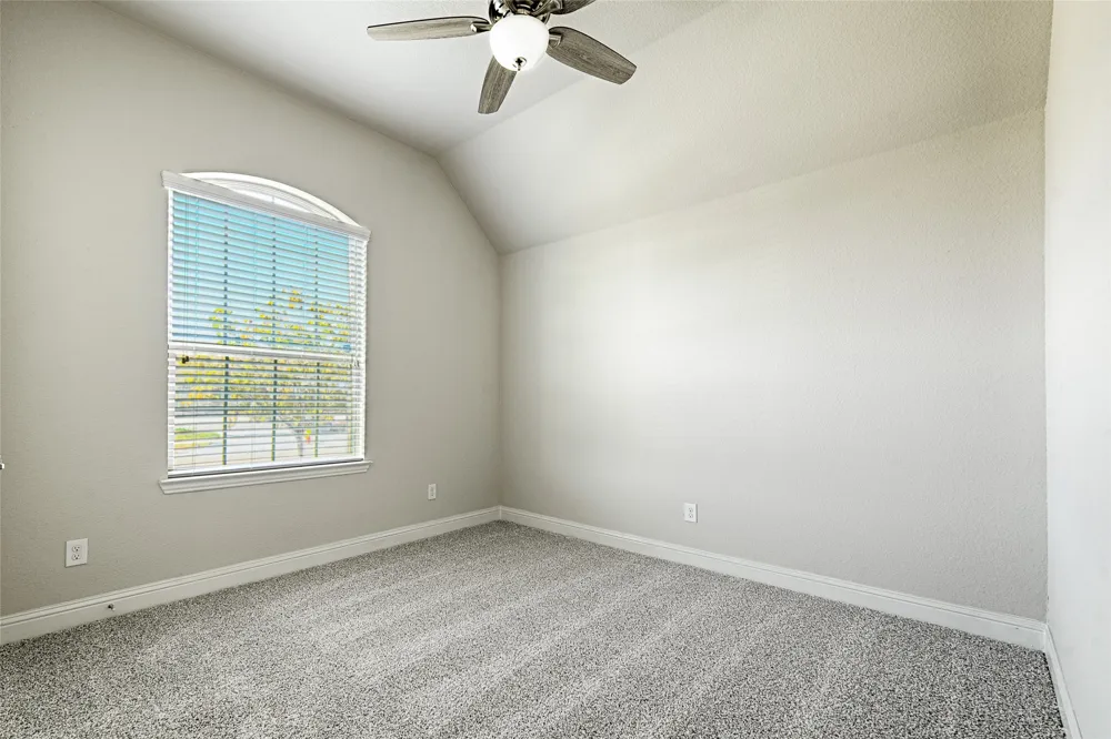 2283 Prairie Glen Street Lewisville, TX 75056