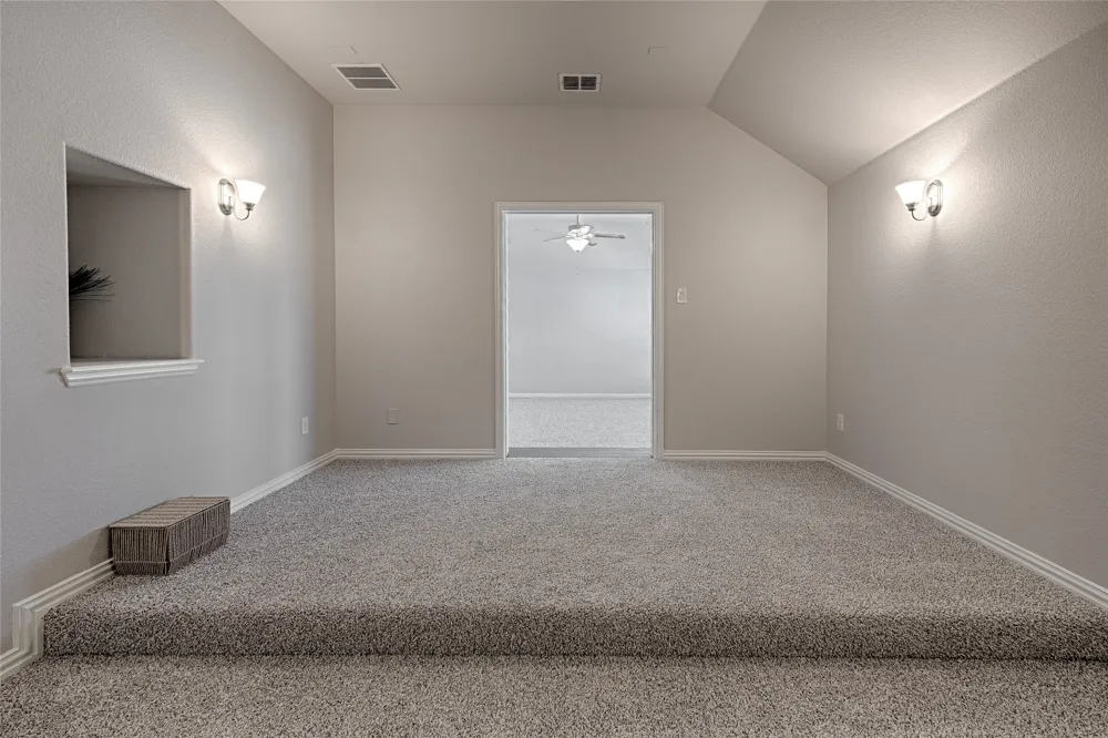2283 Prairie Glen Street Lewisville, TX 75056