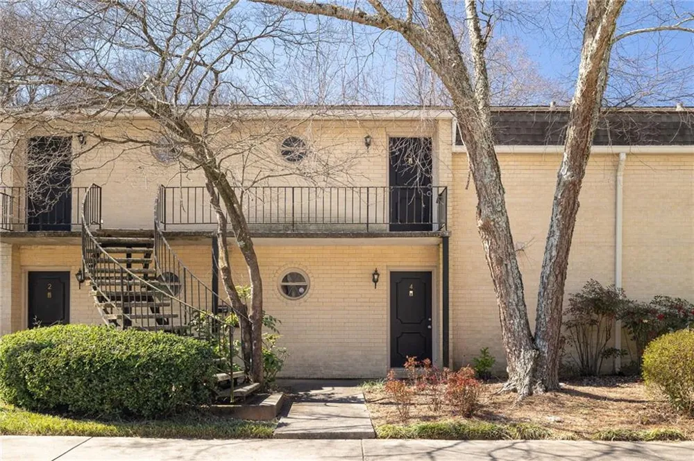 5400 Roswell Road #G3 Sandy Springs, GA 30342