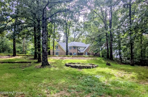 237 S Highway 51