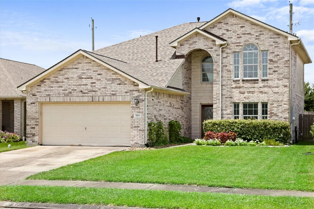 5213 Bailey Lane Alvin, TX 77511